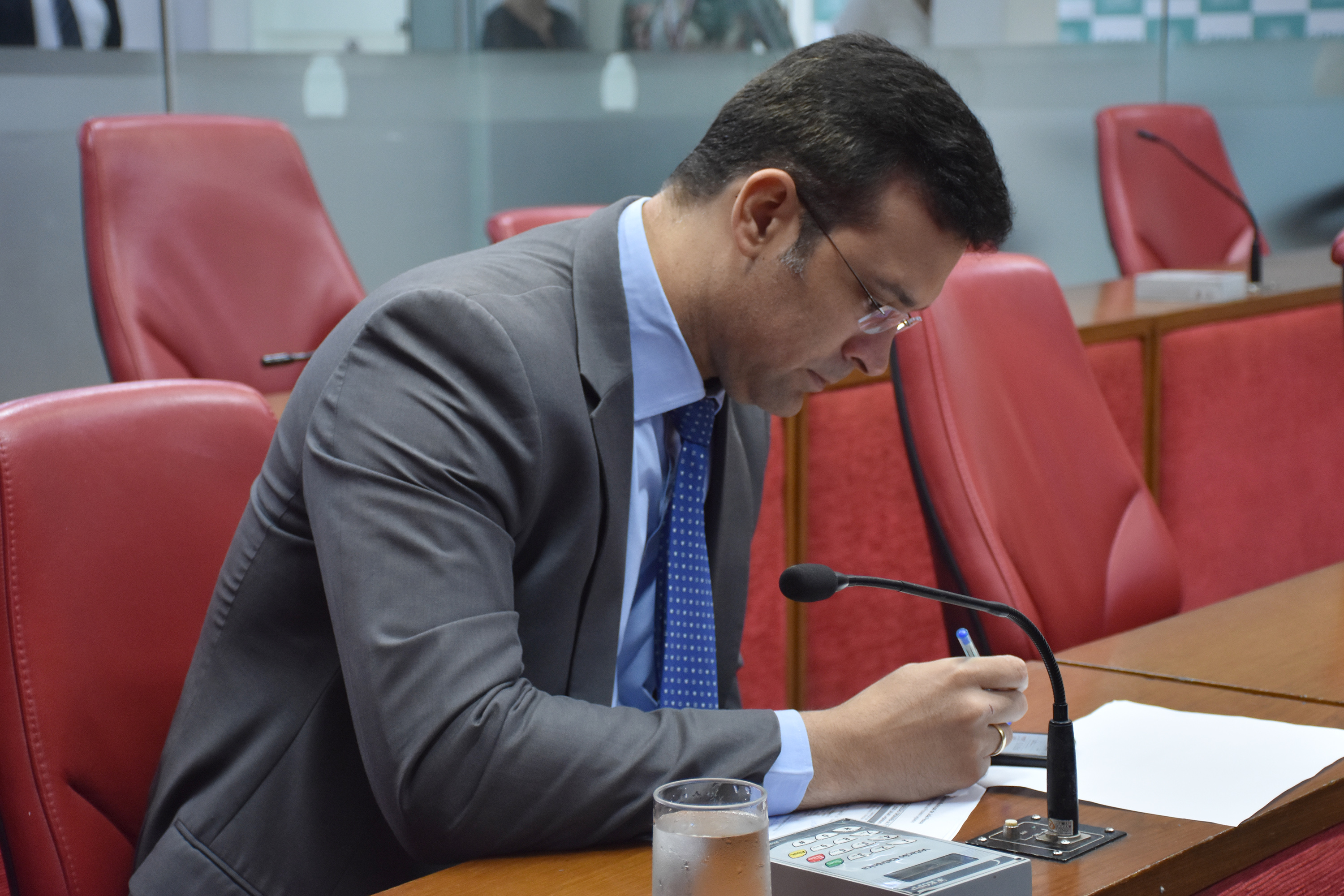 02.10.2019_SessãoOrdinária. Olenildo (3).JPG