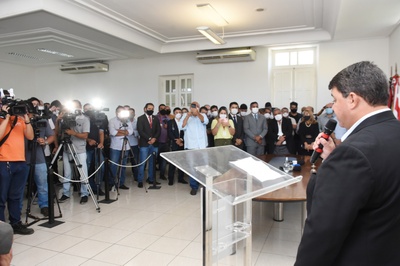 09.11.2021_Posse_Dinho_prefeitura_ft_Olenildo  (160).JPG