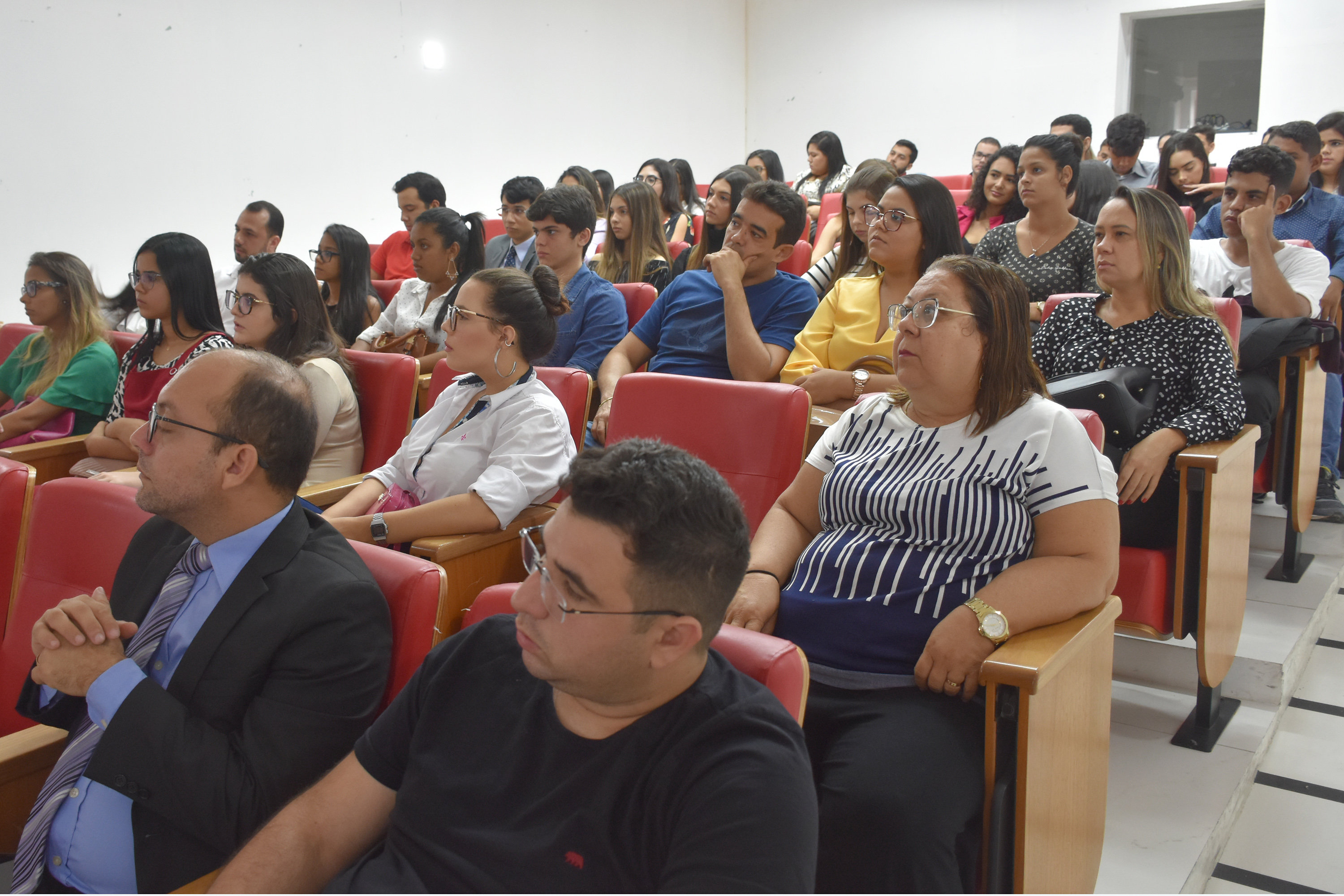 13.03.2020_Estudantes Unipe na Câmara. Olenildo (14).JPG