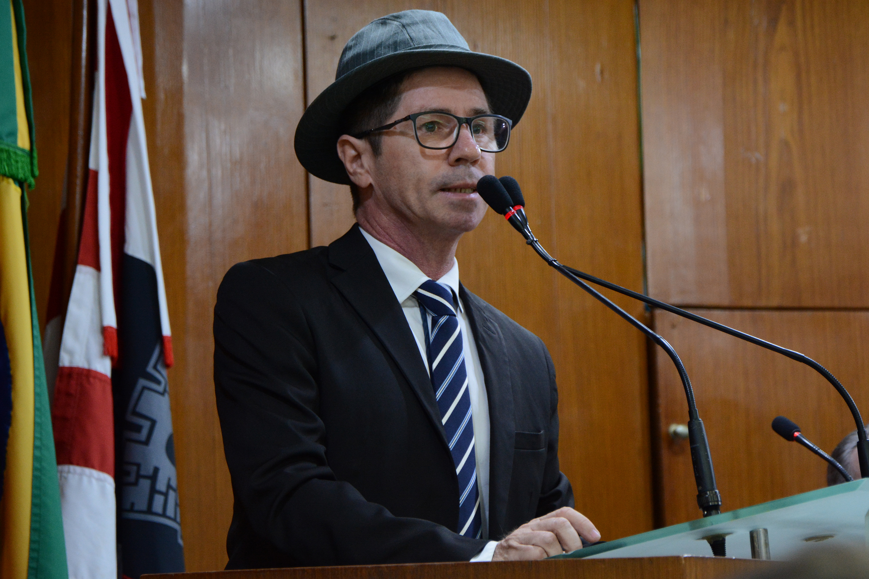 17.10.19_SS_Título_ao_PoetaNascimento_ft_juliana  (51).JPG