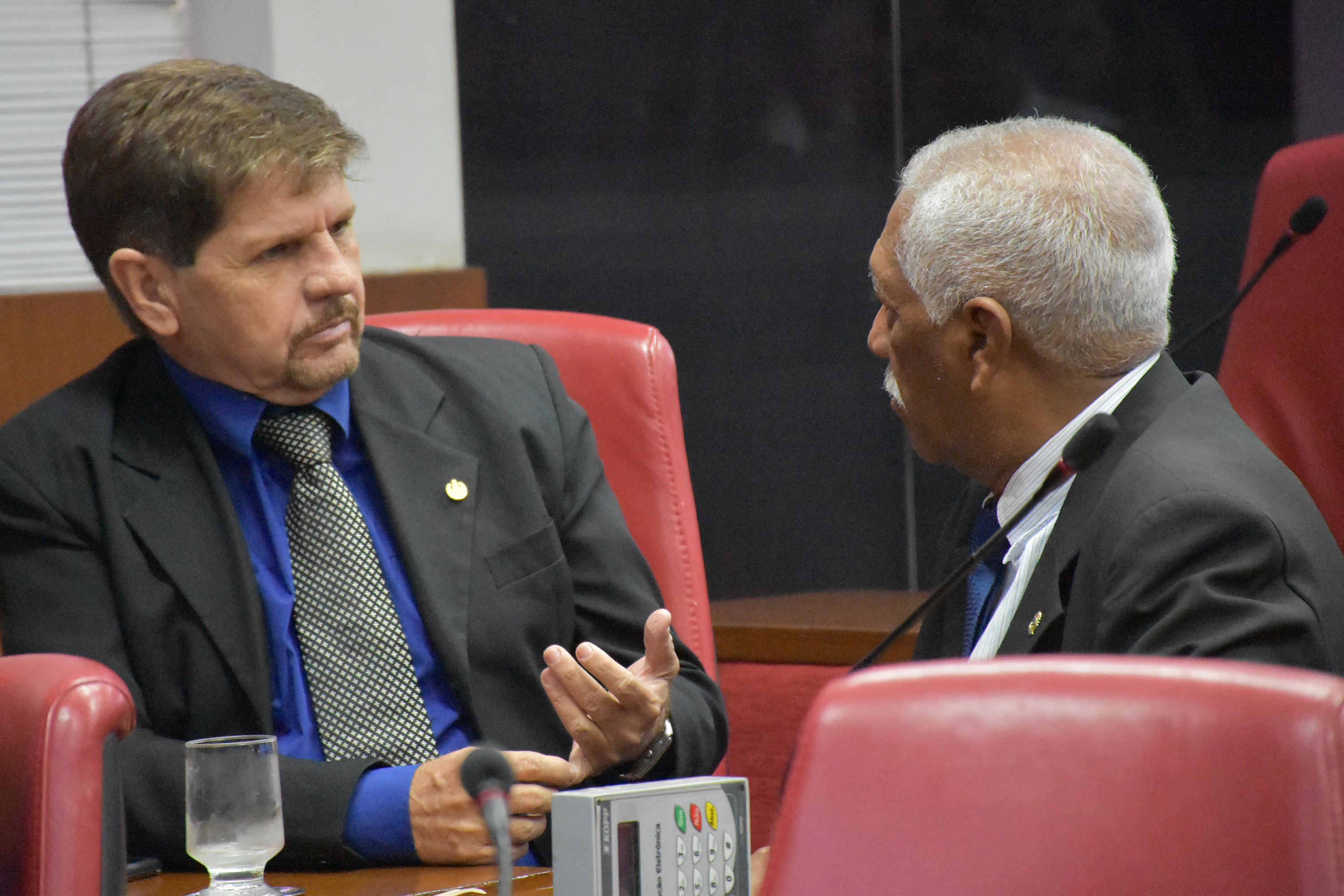 17.10.2019_Sessão Ordinária. Olenildo (9).JPG