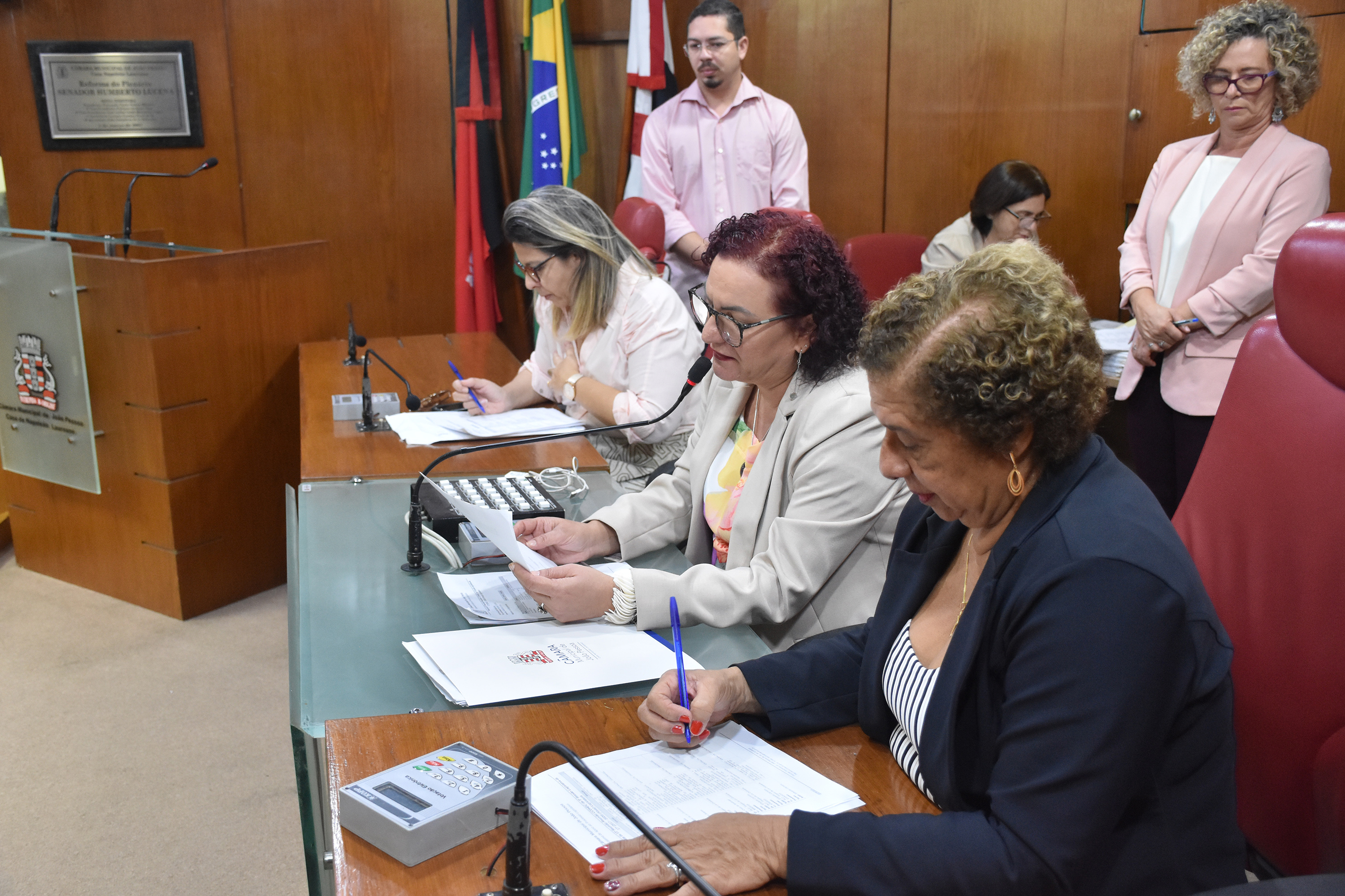 19.08.2019_Reunião da Comissão de D.H. Olenildo (1).JPG