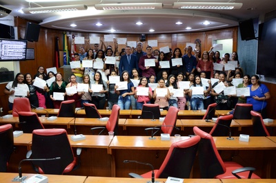 27.09.19_Entrega_certificados_cursos_ft_julianasantos 228.JPG