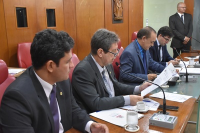 Sessão-Ordinária-19-06-2019-Olenildo-141.jpg