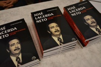 Biografia de José Lacerda Neto tem lançamento prestigiado por vereadores