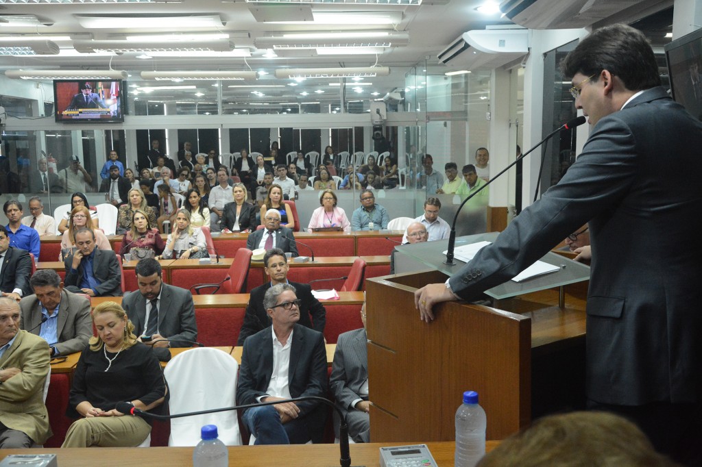 Câmara celebra os 55 anos do Hospital Napoleão Laureano