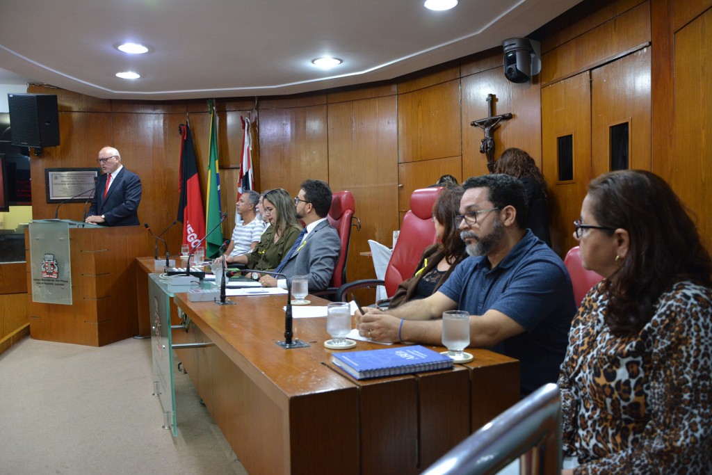 Câmara da Capital debate política pública voltada para saúde mental