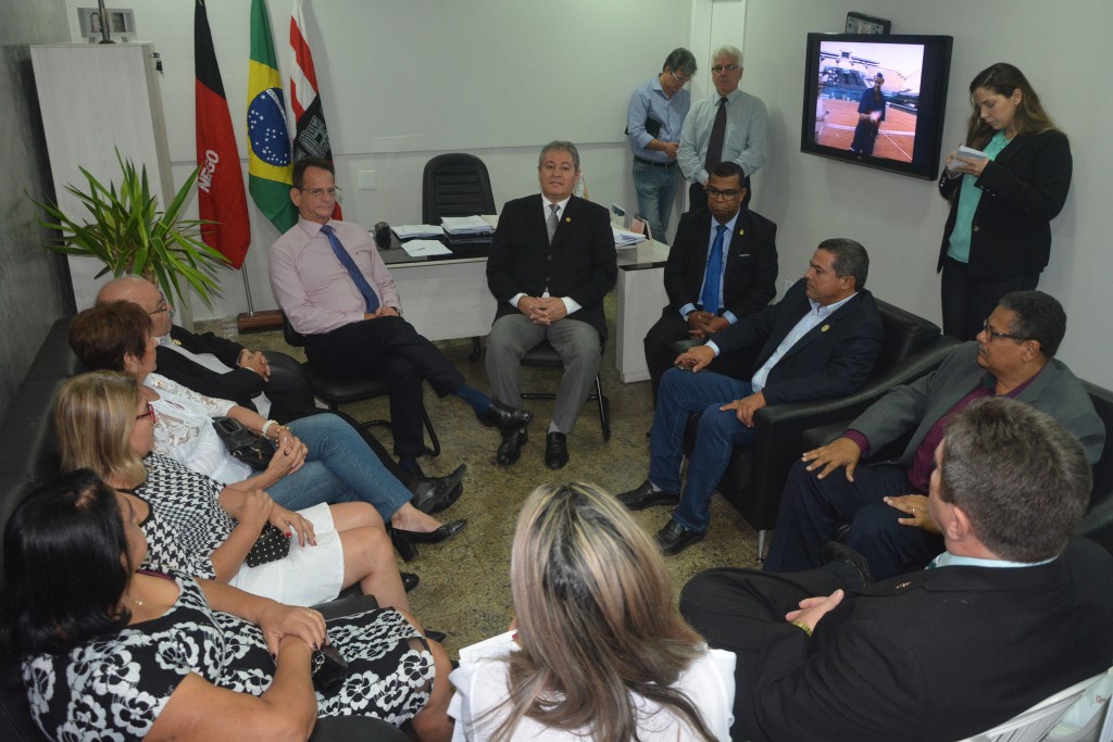 Câmara de JP recebe visita de integrantes Lions Clube e discute parcerias