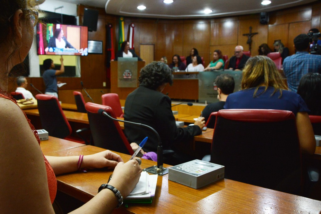 Câmara debate ensino da Lei Maria da Penha nas escolas de João Pessoa