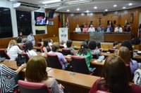 Câmara homenageia o diretor da Escola de Biodanza Sistema Rolando Toro