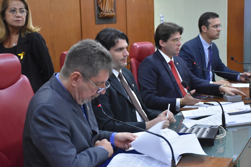 CMJP aprova reajuste de 4,17% para servidores da Educação do Município
