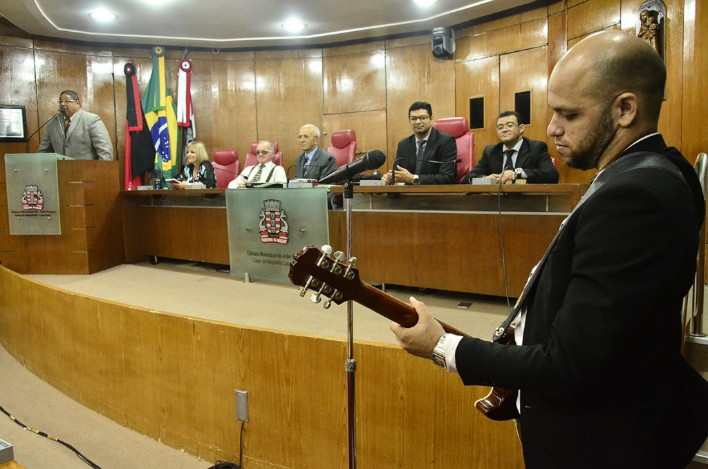 CMJP celebra a “Palavra Sagrada” em seu plenário