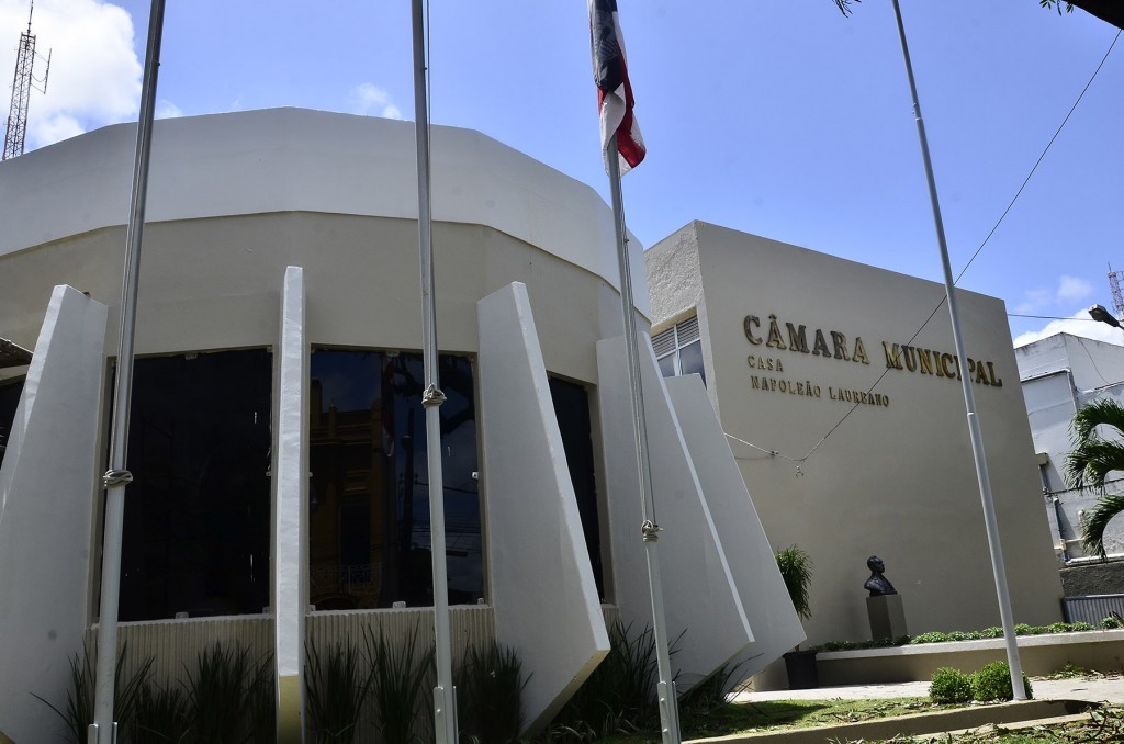 CMJP debate violência obstetrícia e homenageia Capitão da PM-PB