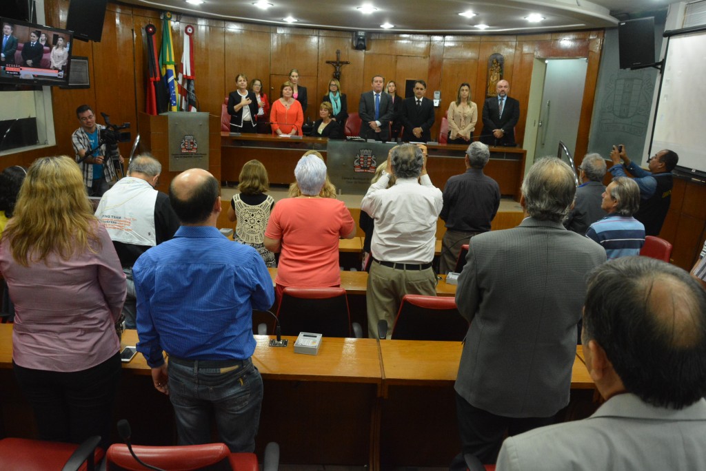 CMJP homenageia a farmacêutica Luciana Scotti