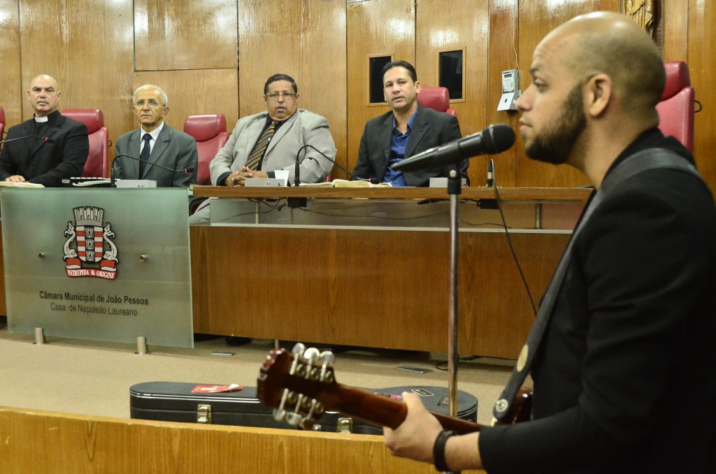 Culto na CMJP lembra que Deus pode livrar a todos da solidão