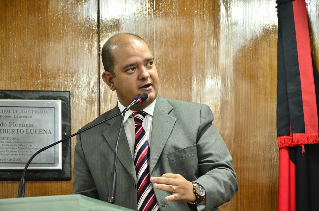 Dia dos Médicos rende homenagem à categoria na CMJP