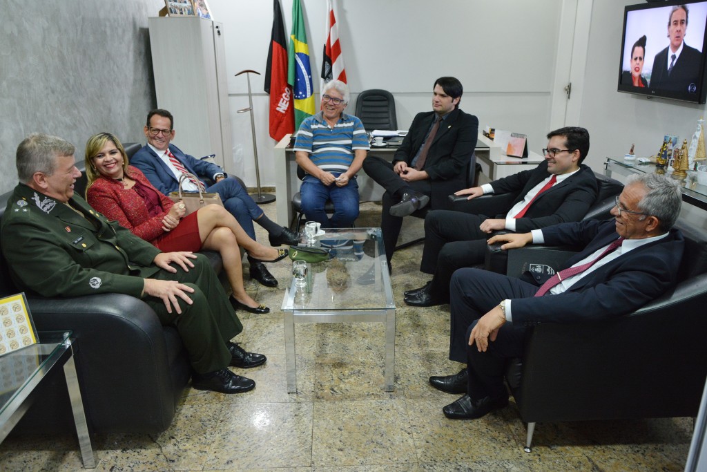 Durante visita ao presidente da CMJP, general destaca trabalhos executados pelo exército na Paraíba