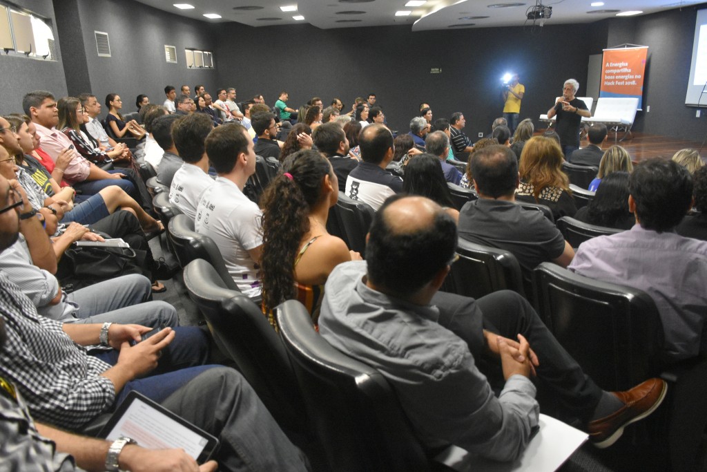 Educação é principal tema de palestras no segundo dia do HackFest+Virada Legislativa