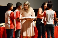 Em sessão solene, alunos são homenageados por participação em Olimpíadas do Conhecimento