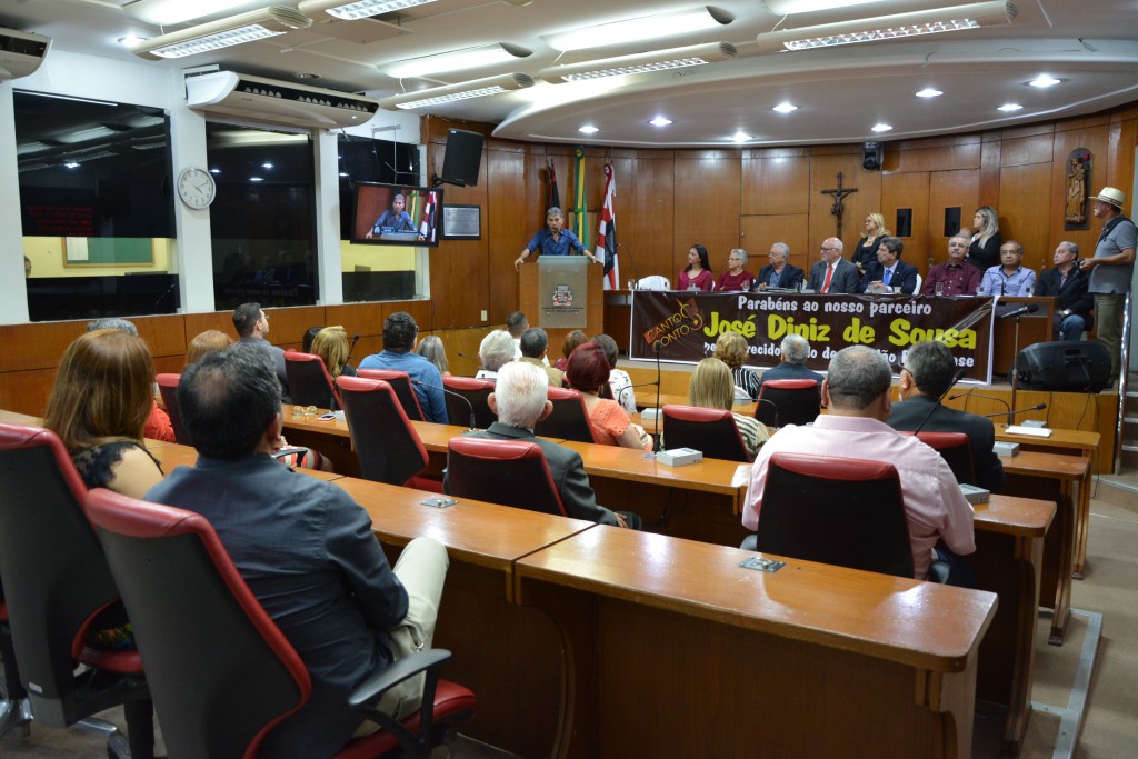 Incentivo à cultura rende homenagem ao empresário José Diniz de Sousa