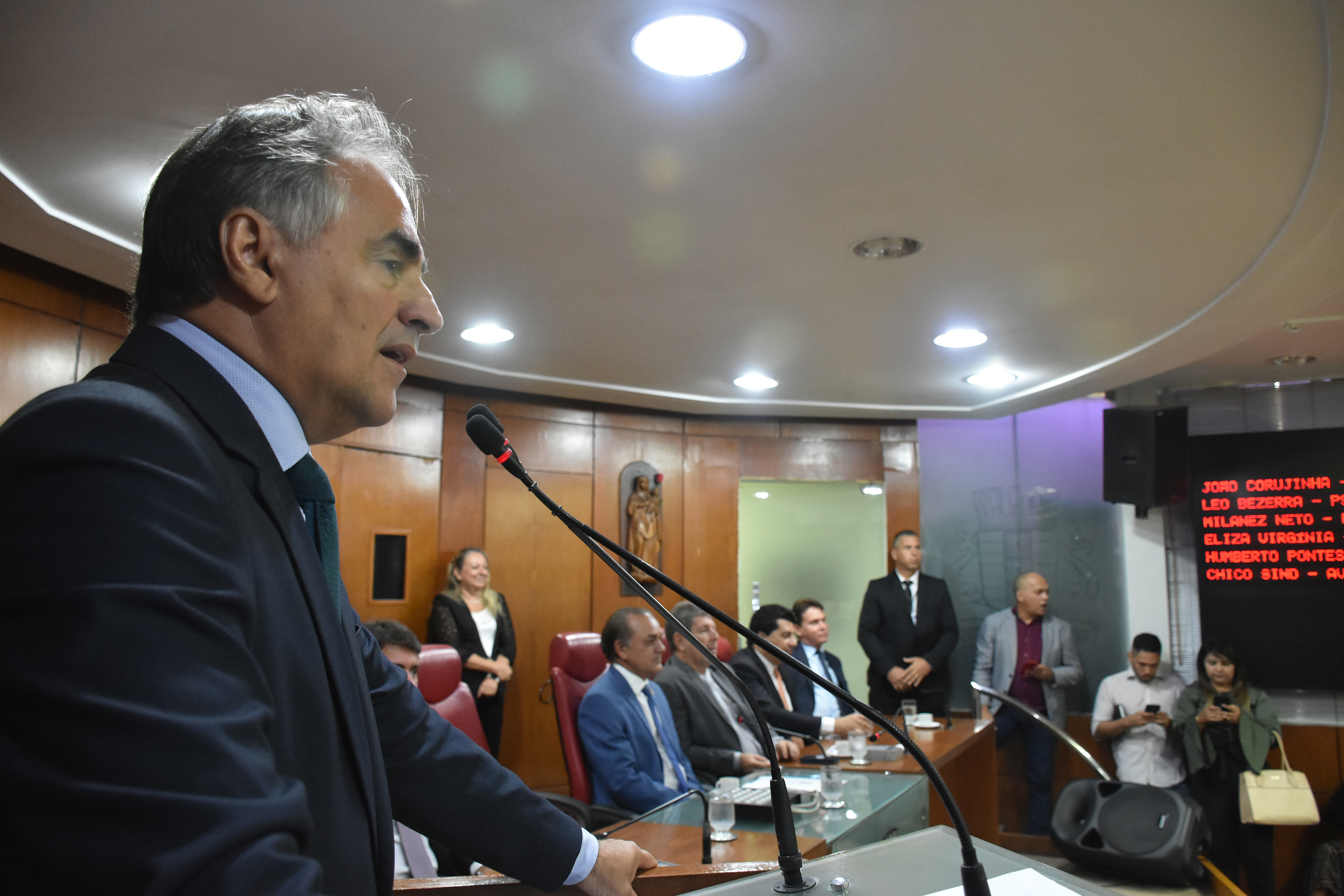 Luciano Cartaxo (PV) discursa na abertura das sessões plenárias da Câmara