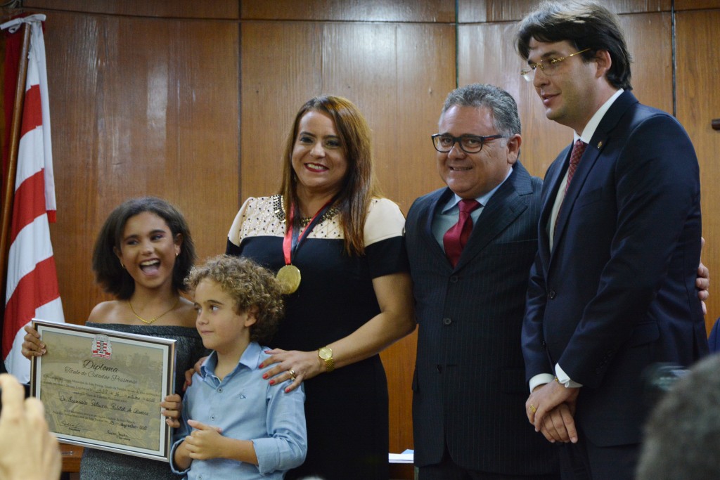 Médicos são homenageados pela Câmara de João Pessoa com título de cidadania e medalha