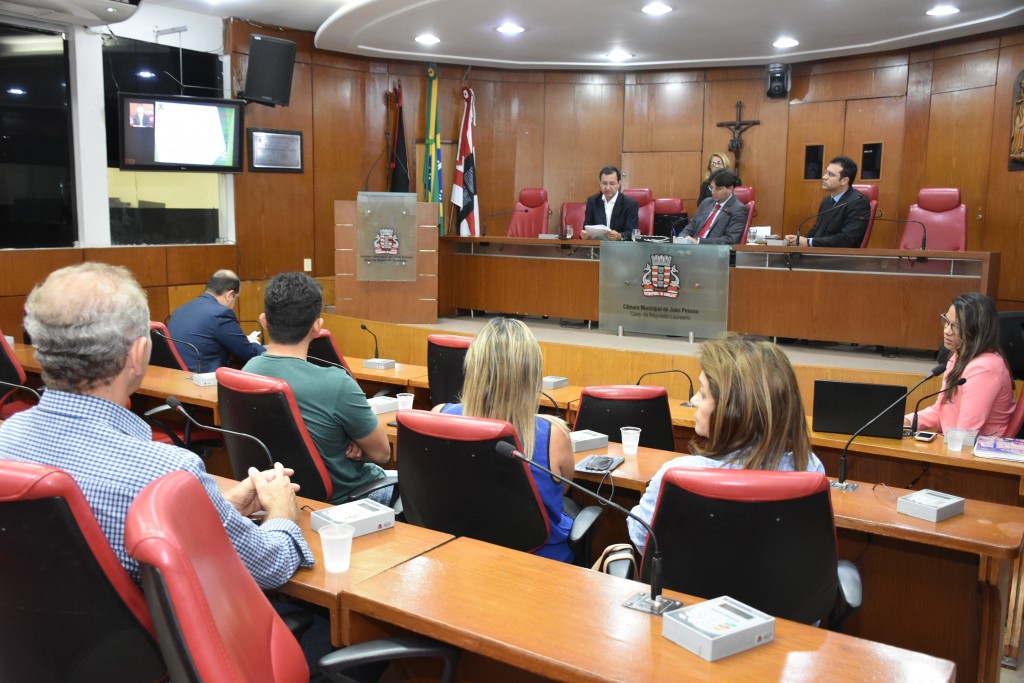 Na Câmara de JP, Secretaria de Saúde presta conta dos serviços realizados no 2º quadrimestre de 2018