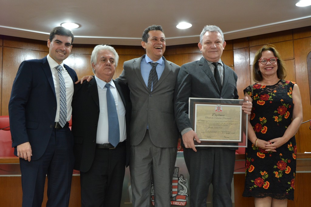 Professor e poeta Amador Ribeiro Neto recebe Cidadania Pessoense da CMJP