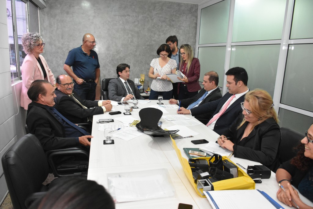 Projeto que cria Boletim Escolar Eletrônico passa na CCJ da Câmara de João Pessoa