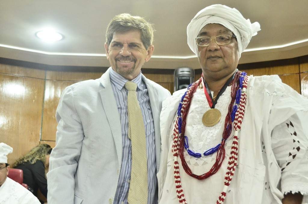 Rei do Candomblé da PB recebe a mais alta honraria da CMJP